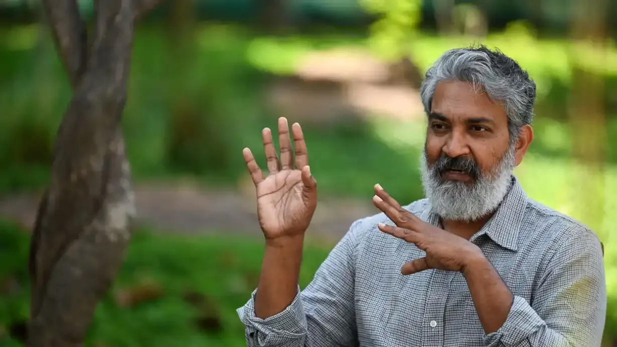 నా ఫస్ట్ రెమ్యునరేషన్ 50 రూపాయలు.. దాంతో ఏం చేశానంటే: రాజమౌళి