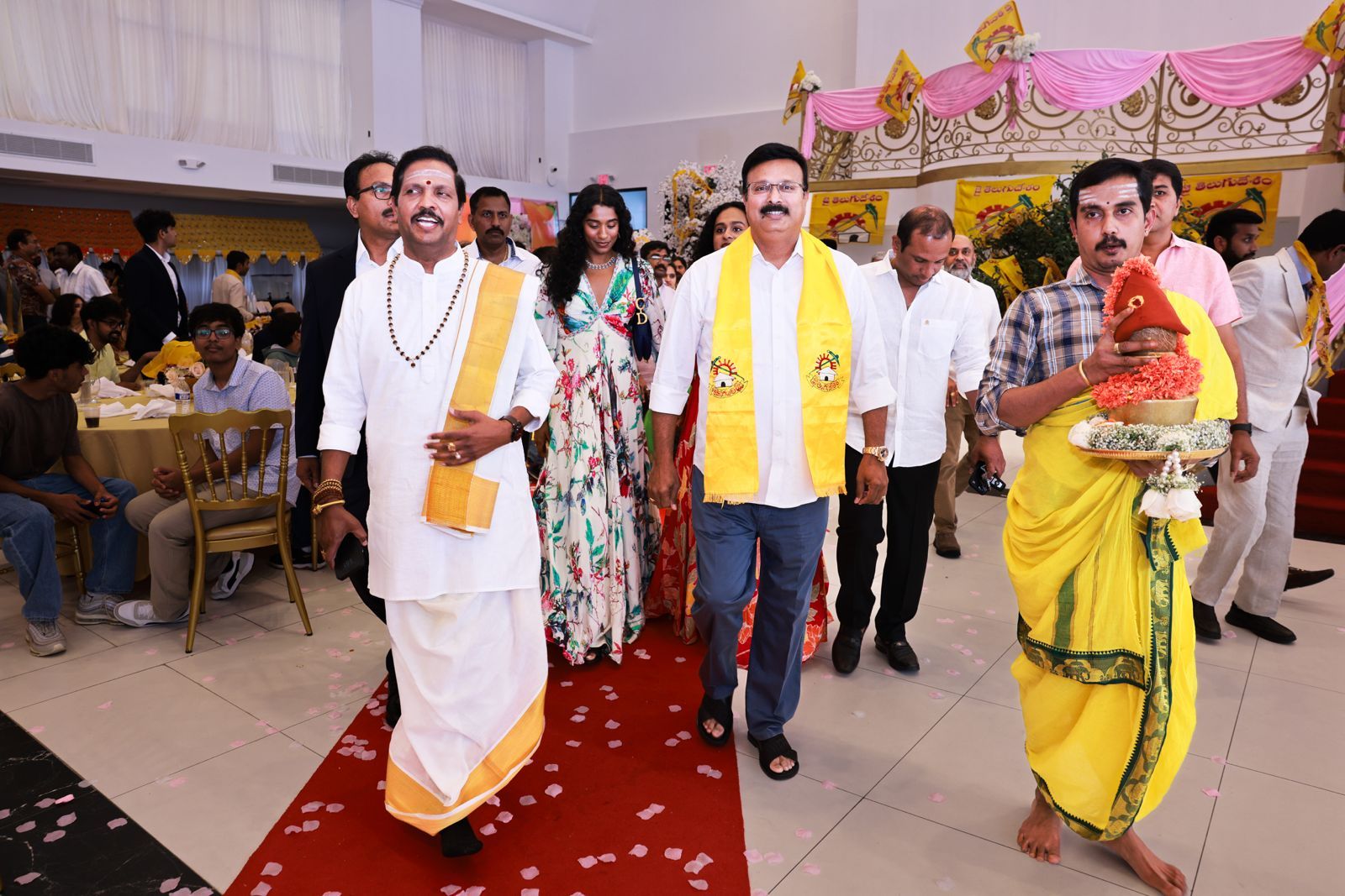 అమెరికాలో ఏపీ సైన్స్ అండ్ టెక్నాలజీ అకాడమీ ఛైర్మన్ రవికి ఘన సత్కారం